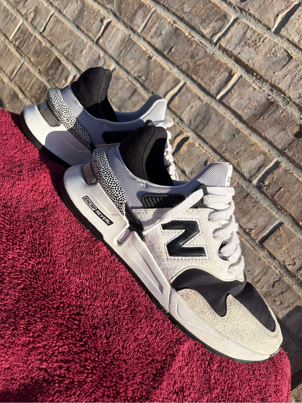 New Balance Men's White and Black Sneakers